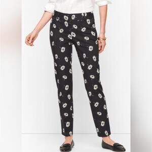Talbots Hampshire Ankle Black White Floral Daisy Pants, Size 8 Petite